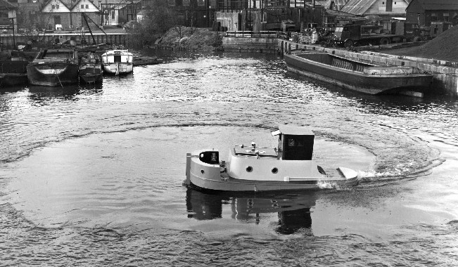 Bantam IV trials at Brentford Dock 1950
