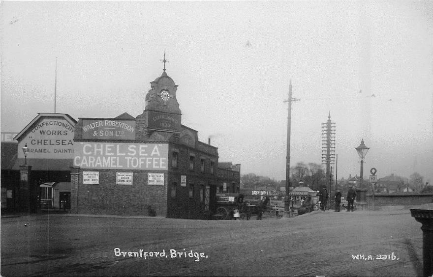 Brentford Bridge and Robertson factory, 1913 or 1914