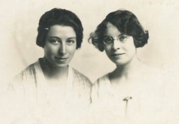 Dorothy Hurt and Winnie Bennett